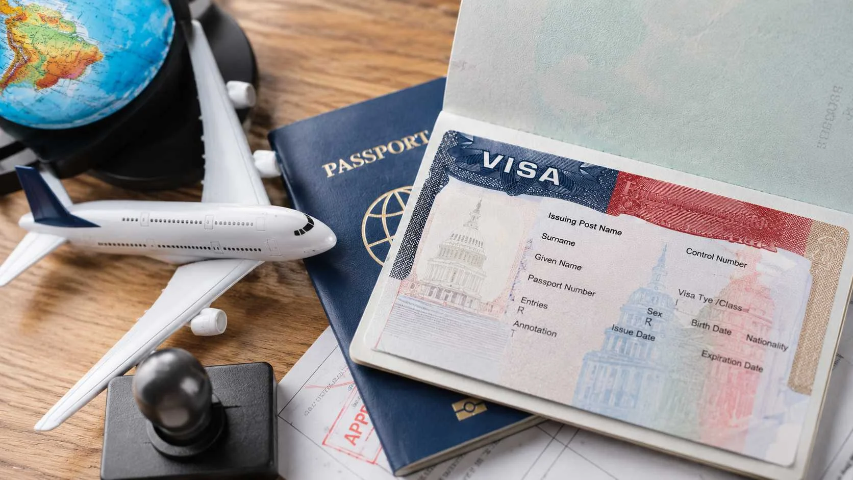 Visa là gì? Cẩm nang toàn tập về thị thực mới nhất 2026 2 Hiểu rõ visa là gì để chuẩn bị hồ sơ đúng mục đích mới là điều kiện đủ để chuyến đi thành công